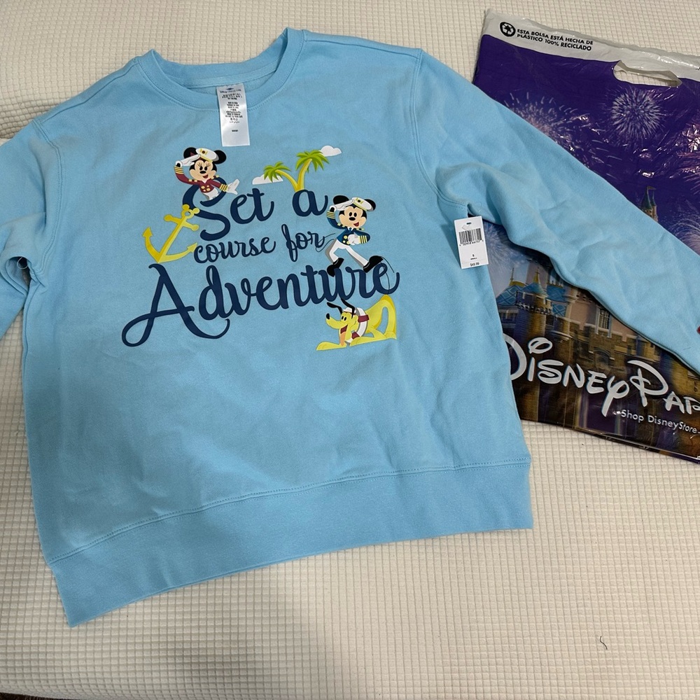 NWT Disney Cruise Line Sweatshirt Sz S Mickey and Minnie Pluto